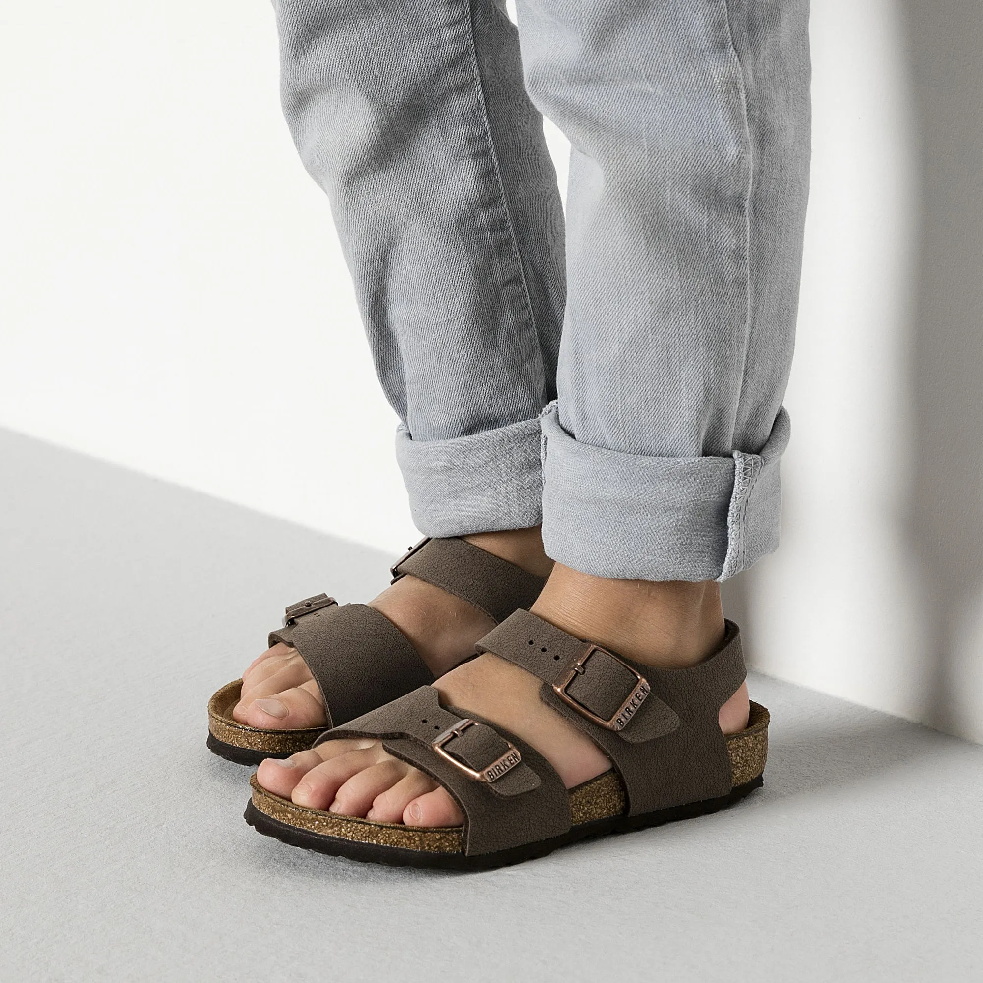 Birkenstock Unisex Mocca Milano Sandals