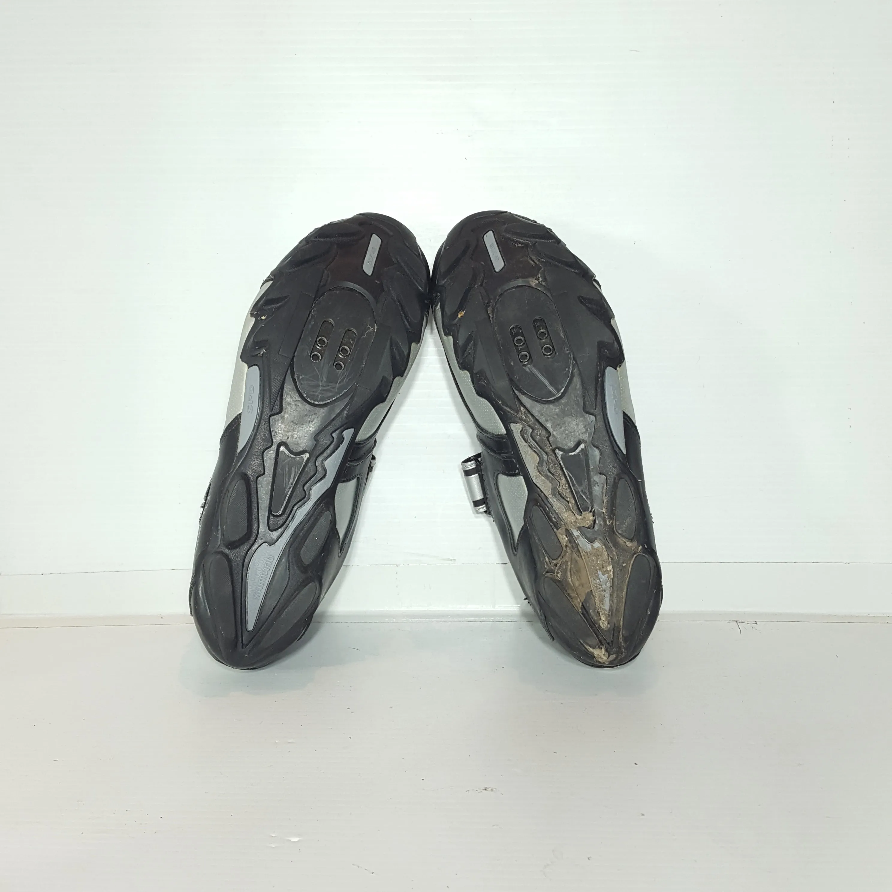 Shimano Mens Cycling  Shoes - Pre-owned - TV75RJ