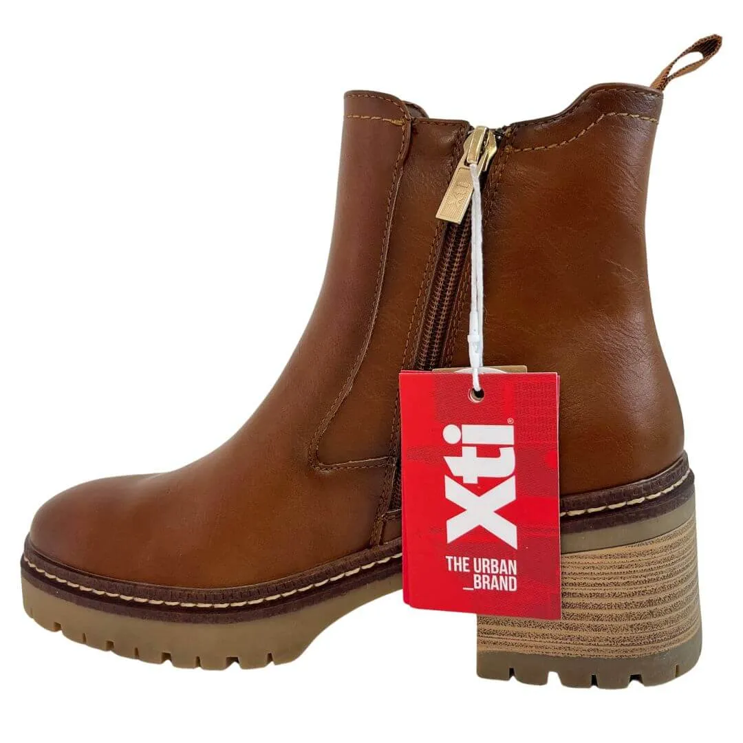XTI Camel Ankle Boots